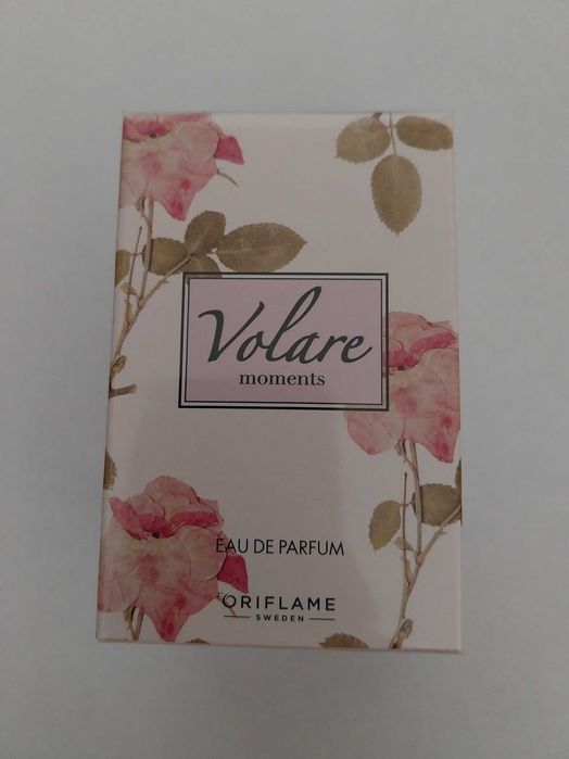 Eau de Parfum Volare Moments / Oriflame frasco em forma de rosa