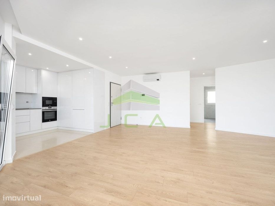 Apartamento T2 semi-novo