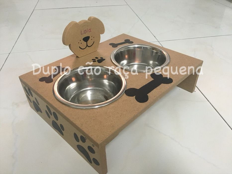 Comedouros cão raça pequena