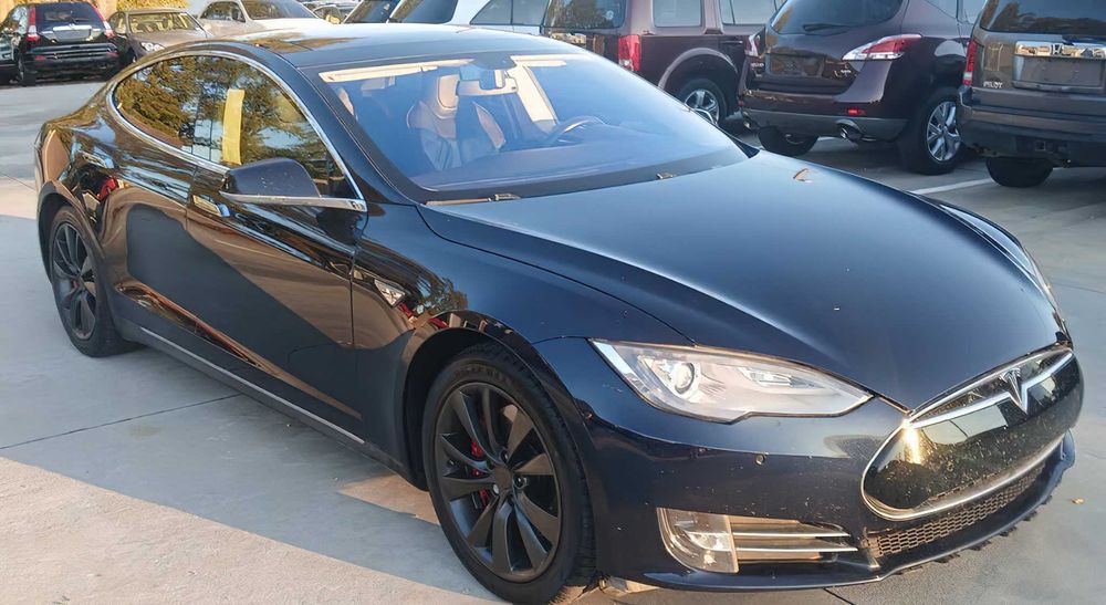 Tesla Model S      2013