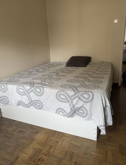 Cama de Casal com Cabeceira