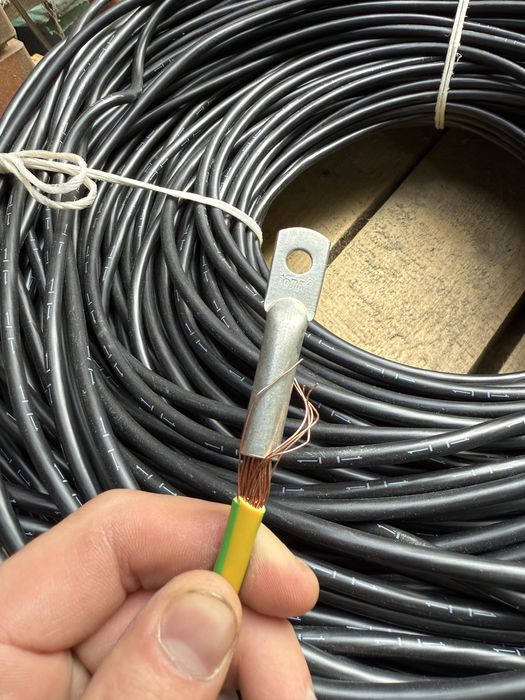 Німецький Кабель-Провід ПВ3 16мм Колір Чорний / Жовтозеленний