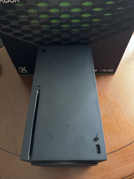 Xbox X/ XBoxX/ Microsoft x box/ consola Xbox/