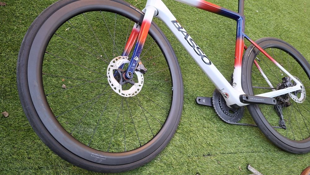 Bicicleta Basso Astra – Shimano Ultegra Di2T54