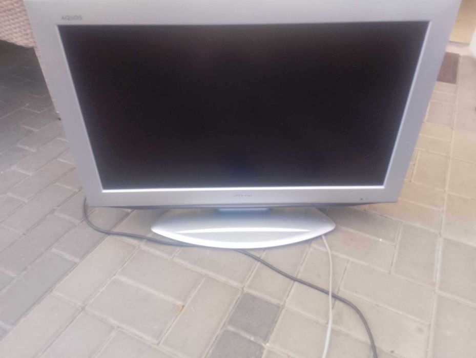 Tv Sharp Aquos 32 cale LCD