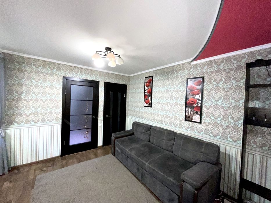 Здається 2-кімнатна квартира. Подобово