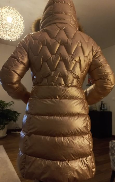 Parka rosa com capuz