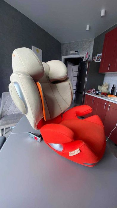 Автокрісло CYBEX Solution Q3-FIX + подарунок