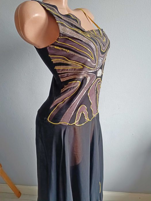 Сукня для бальних танців стандарт.