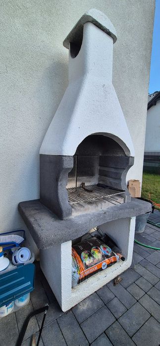 Grill betonowy szary