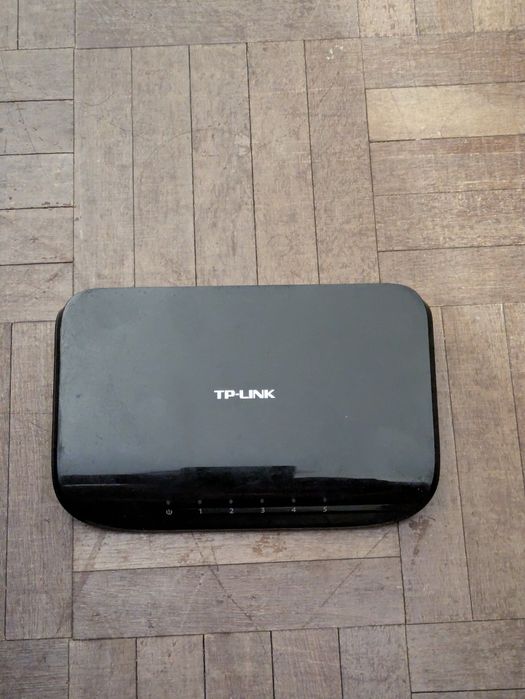 Switch Gigabit TP-Link + Repetidor Wi-Fi devolo AC (Pack)