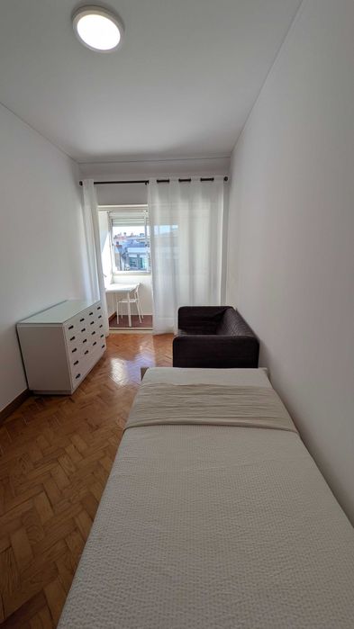 Quarto Individual - Despesas Incluídas - Entrada imediata