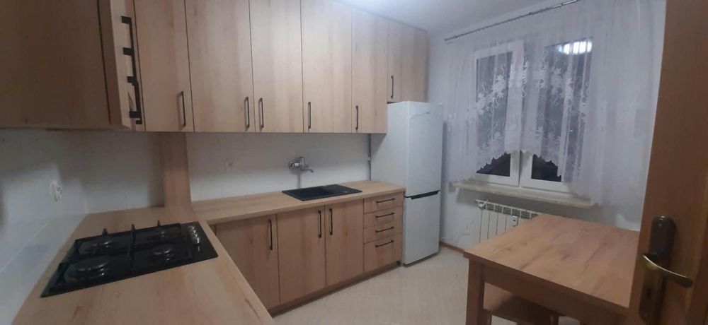 Mieszkanie na sprzedaż, 3 pokoje, 61 m², Ostrowiec Świętokrzyski