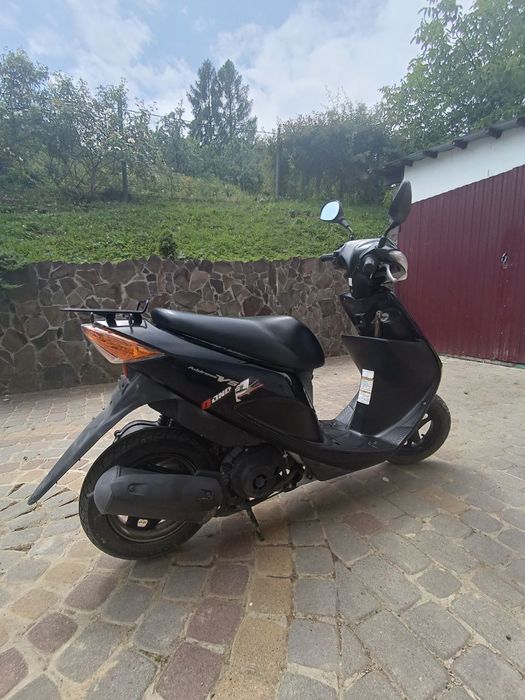 Suzuki address v50