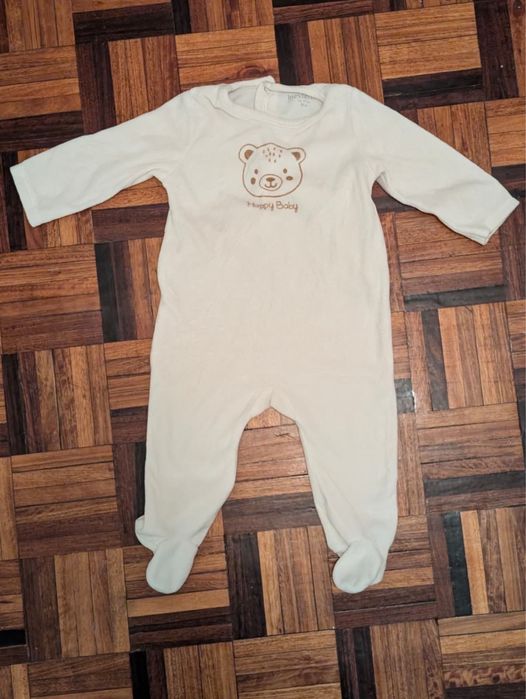 Roupa bebé até 9 meses