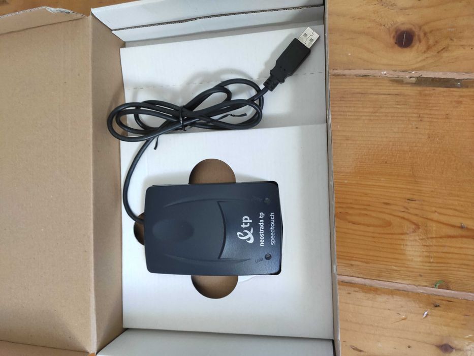 Ruter,modem do internetu zte i seed touch i GPS Lark