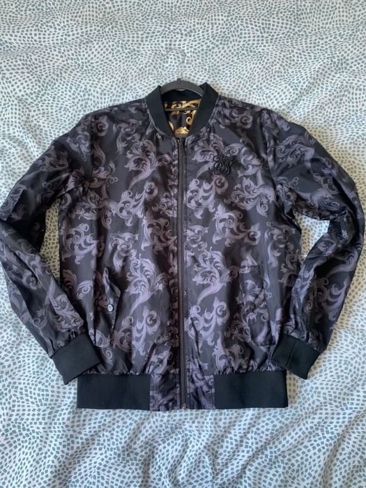 Roupa siksilk tamanho M