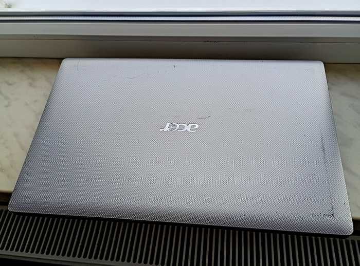 Ноутбук Acer Aspire 5742G  диагональ 15.6"