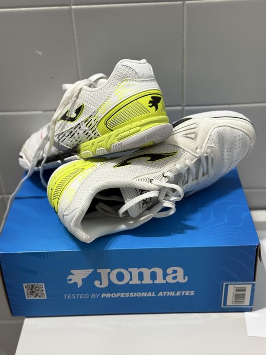 Sapatilhas Joma como novas