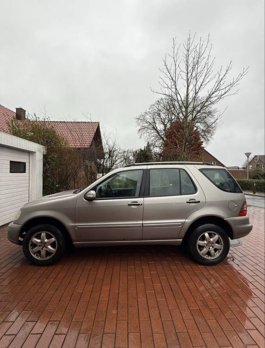 Мерседес Мл 163.Дизель.Автомат