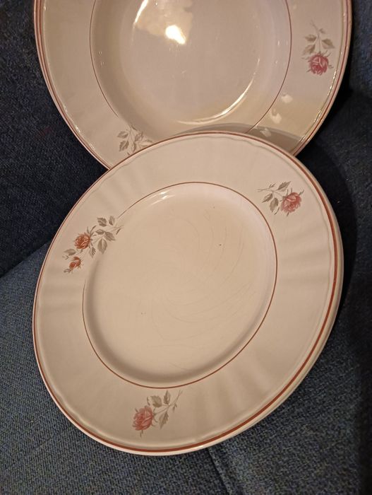 Conjunto de cerâmica/loiça 4 pratos antigos Faianças da Capoa Vintage*