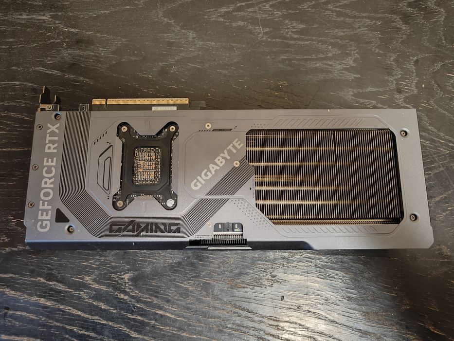 Gigabyte GAMING OC RTX 5070 12-GB GDDR7 (192bit)(HDMI, 3 x DisplayPort)Магазин Сompic