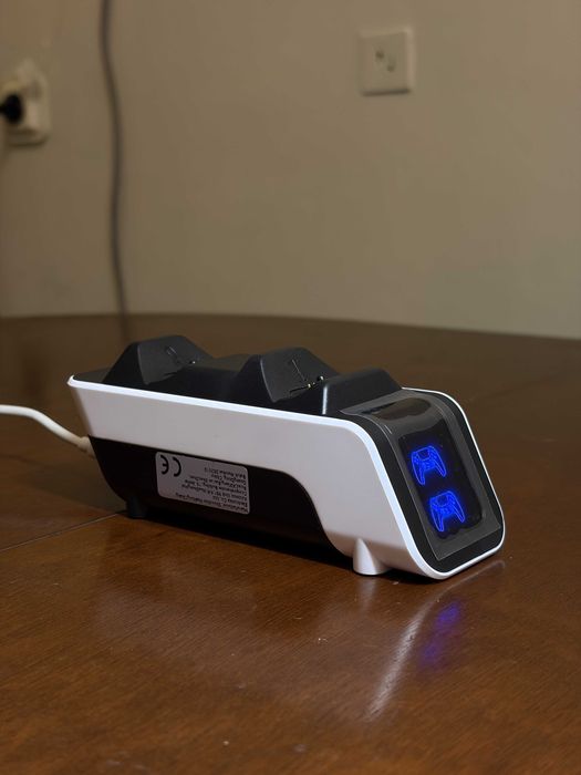 Зарядна станція для геймпадів PS5 DualSense