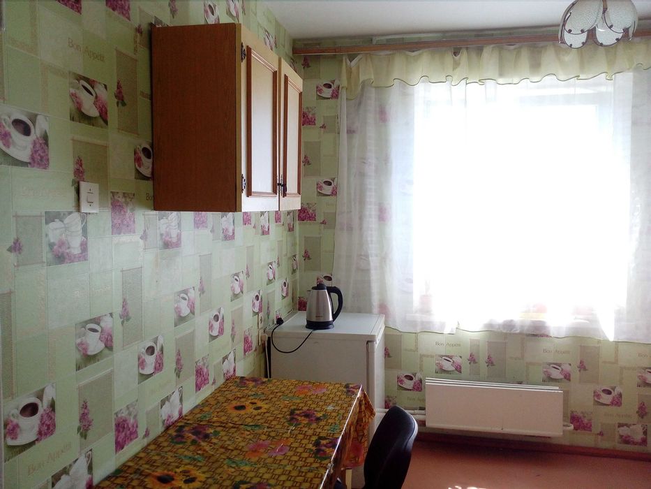 Здам Подобово і на короткий термін двох одно  кімнатну квартири