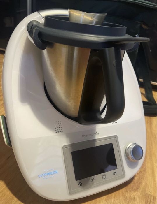 Thermomix TM5 + akcesoria + cookidoo - 100 % sprawny