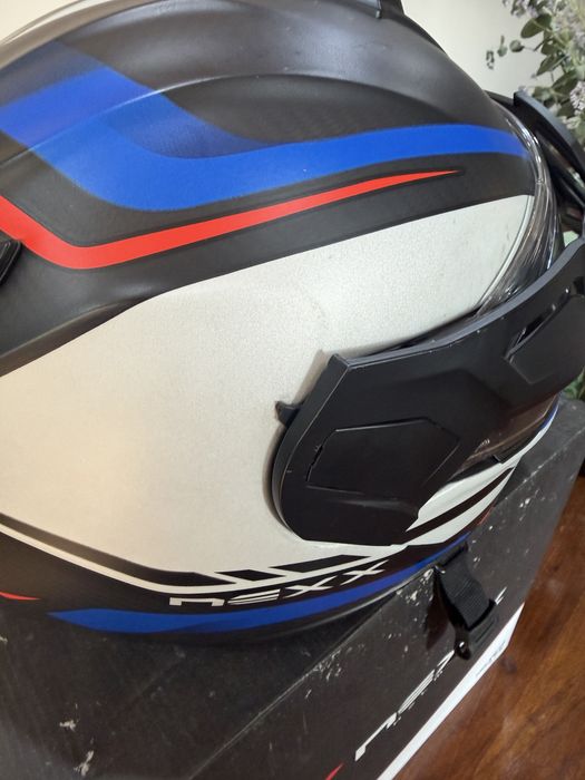 Capacete NEXX X.WED2 – Preto, Azul e Vermelho | Tamanho M