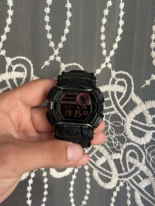 ЧасыCasio g-shock GD-400
