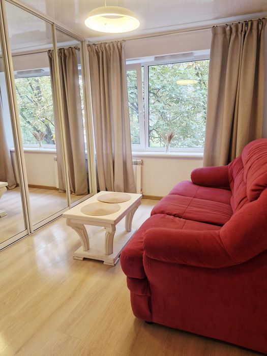 Подобово 2к, м Індустріальна, ХТЗ, вул Миру (поруч з 18 поліклінікою)