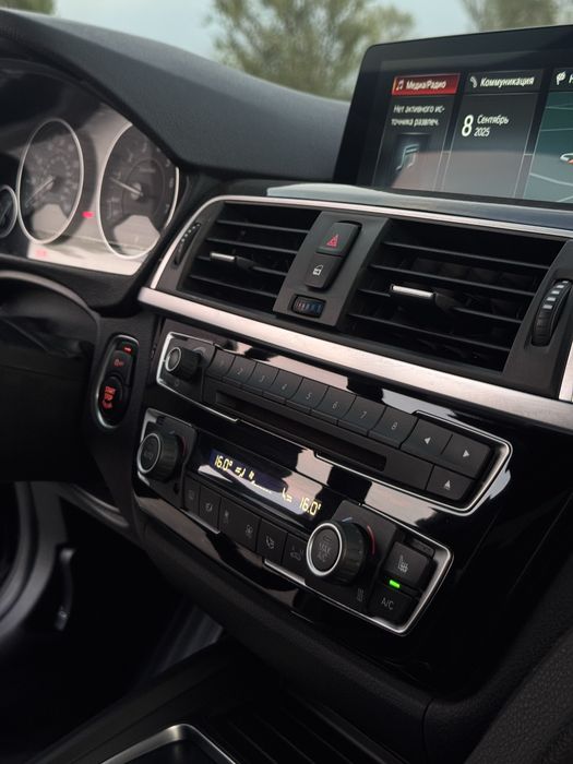 BMW 328i Xdrive 2016