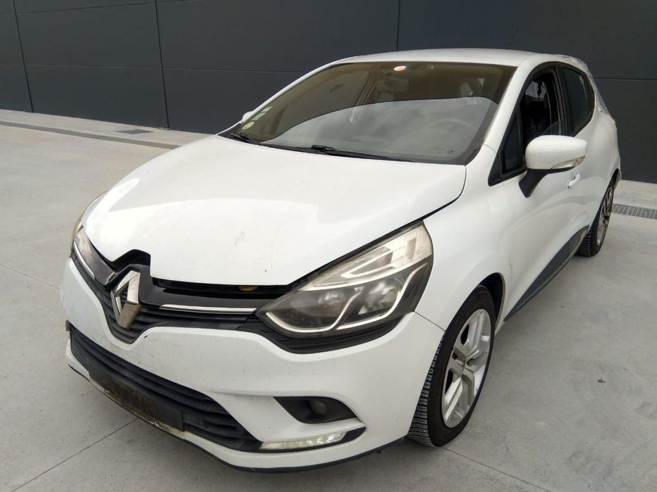 RENAULT CLIO IV - 2016 - Para Peças