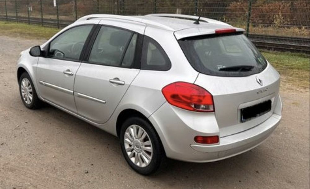 Кузовщина Renault Clio III 1.2 TCE D4F H784 двигун  четверть поріг