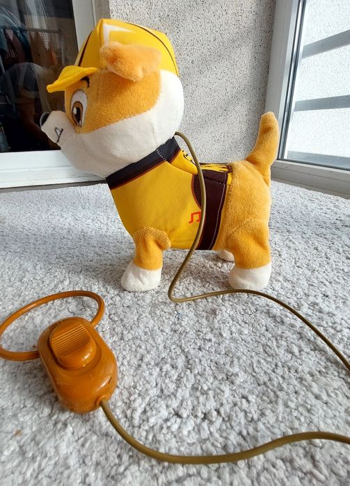 Щенячий патруль крепыш на поводке