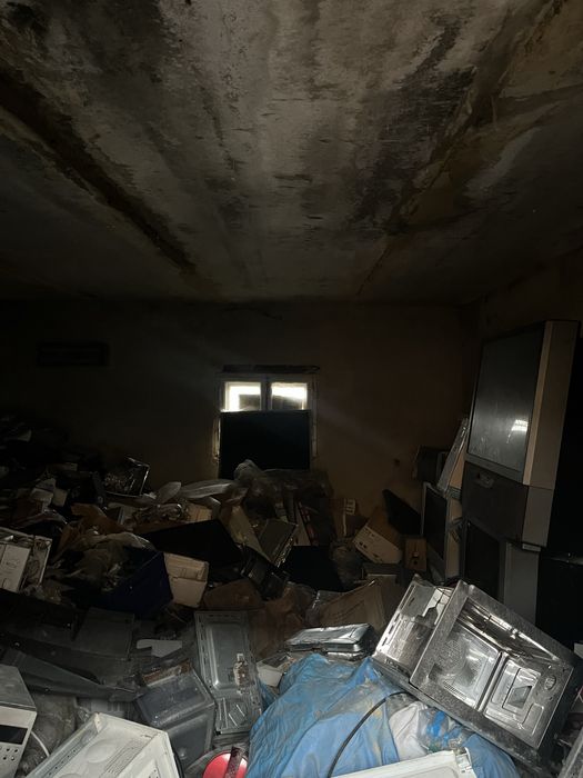 Здам кутовий гараж в оренду Сабарів