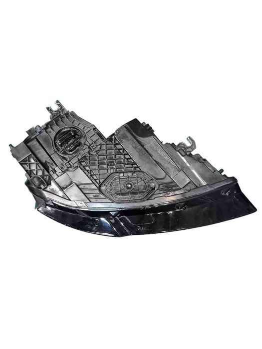 Ótica / Farol Esquerdo AUDI A8 D4