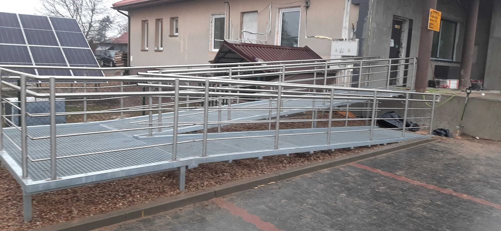 Pochylnia podjazd rampa