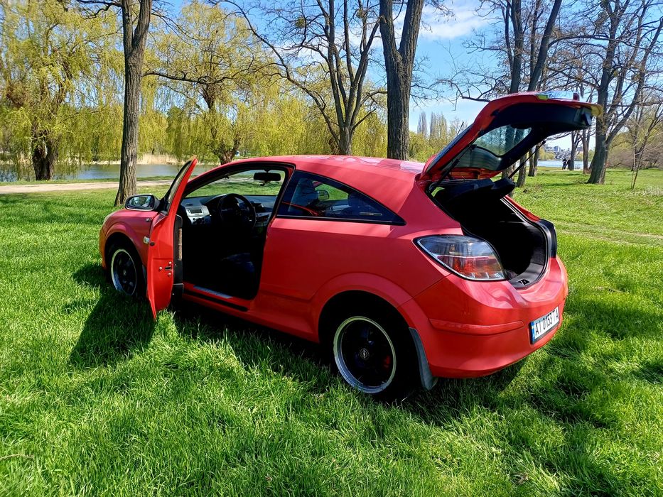 Opel Astra GTC 2005 VIN W0L0AHL0855172490 фото оголошення 2 з 8