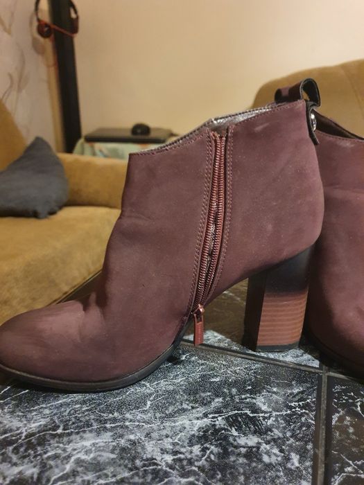 Botki do kostek bordo rozm 39