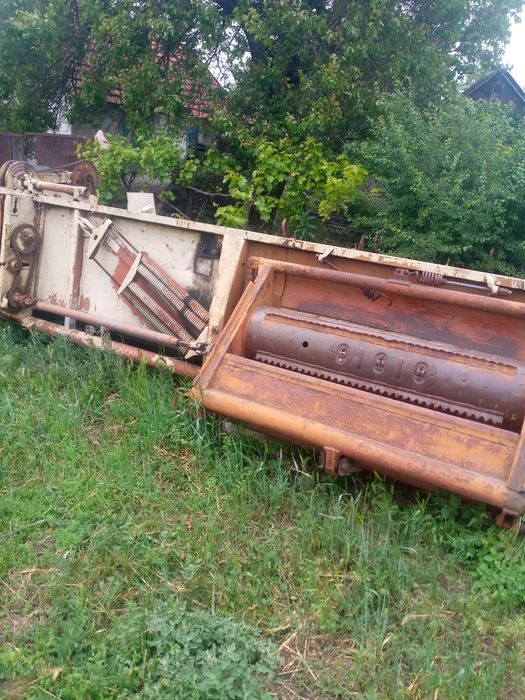 Комбайн ДОН-1500