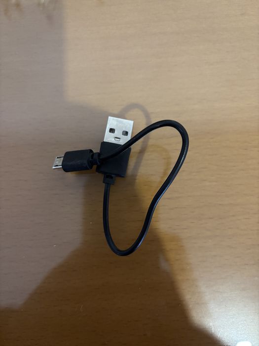 Cabo USB-A para USB-C, em perfeitas condições