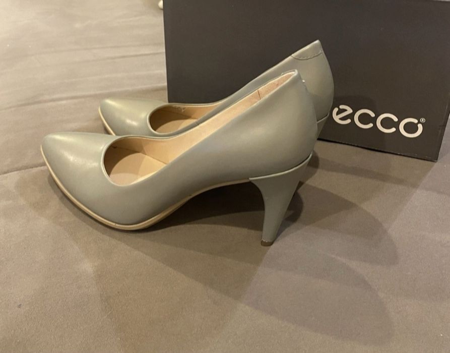 Czółenka szpilki ECCO 38 24.5cm