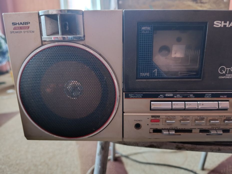 Продам магнитофон SHARP