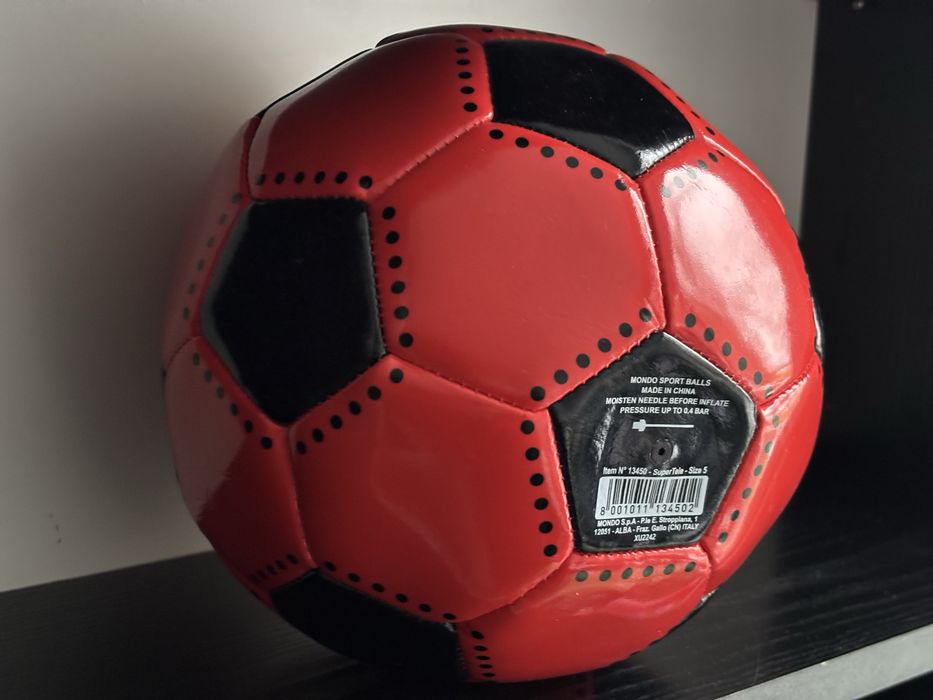 Pilka nozna Mondo rozmiar 6