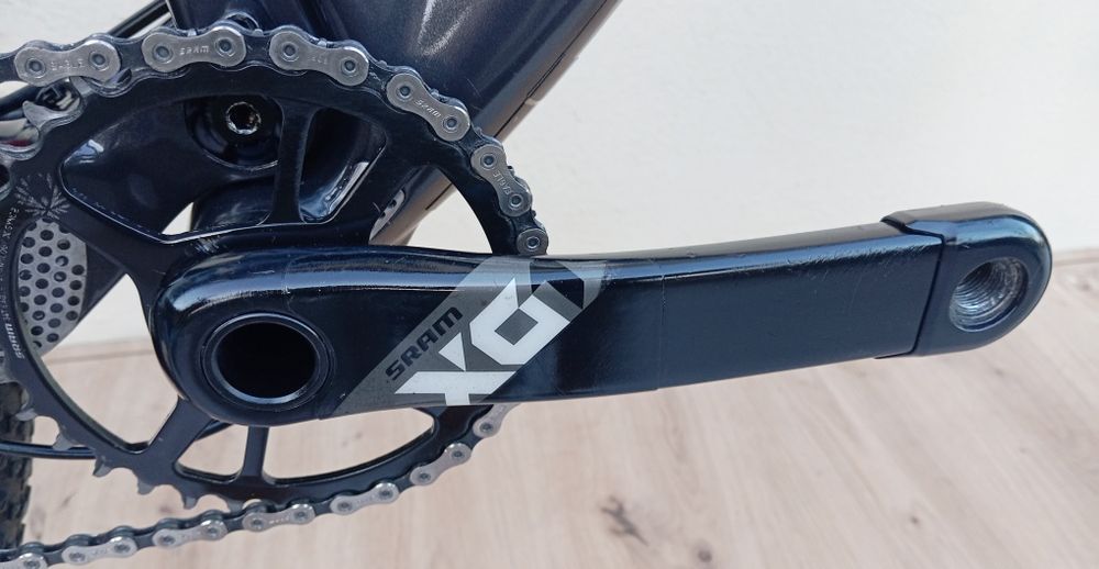 JF-Bikes Gama alta  Roky Mountain L Carbono x01-12v fox suspensão total