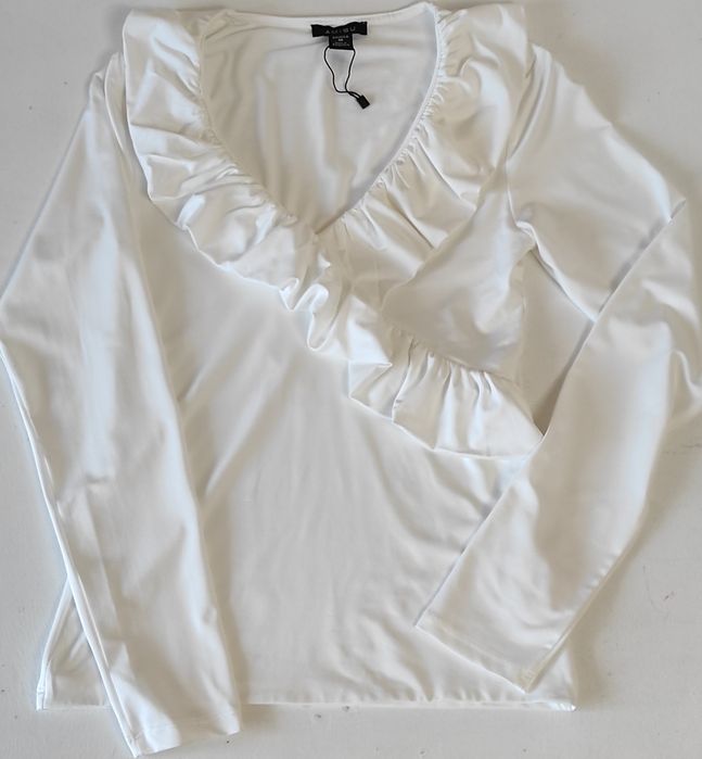 Блузка нарядна нова