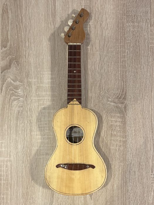 Cavaquinho Português