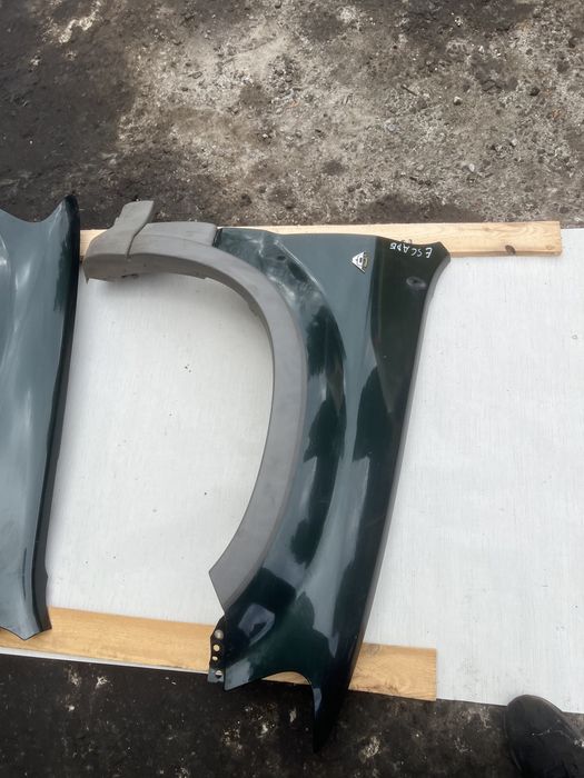 Крыло форд эскейп ford escape 2002 год